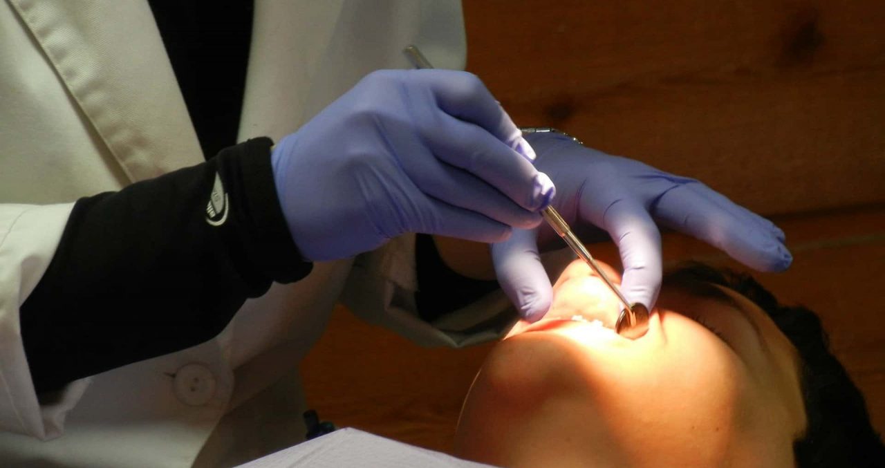 avantages-implants-dentaire-tunisie
